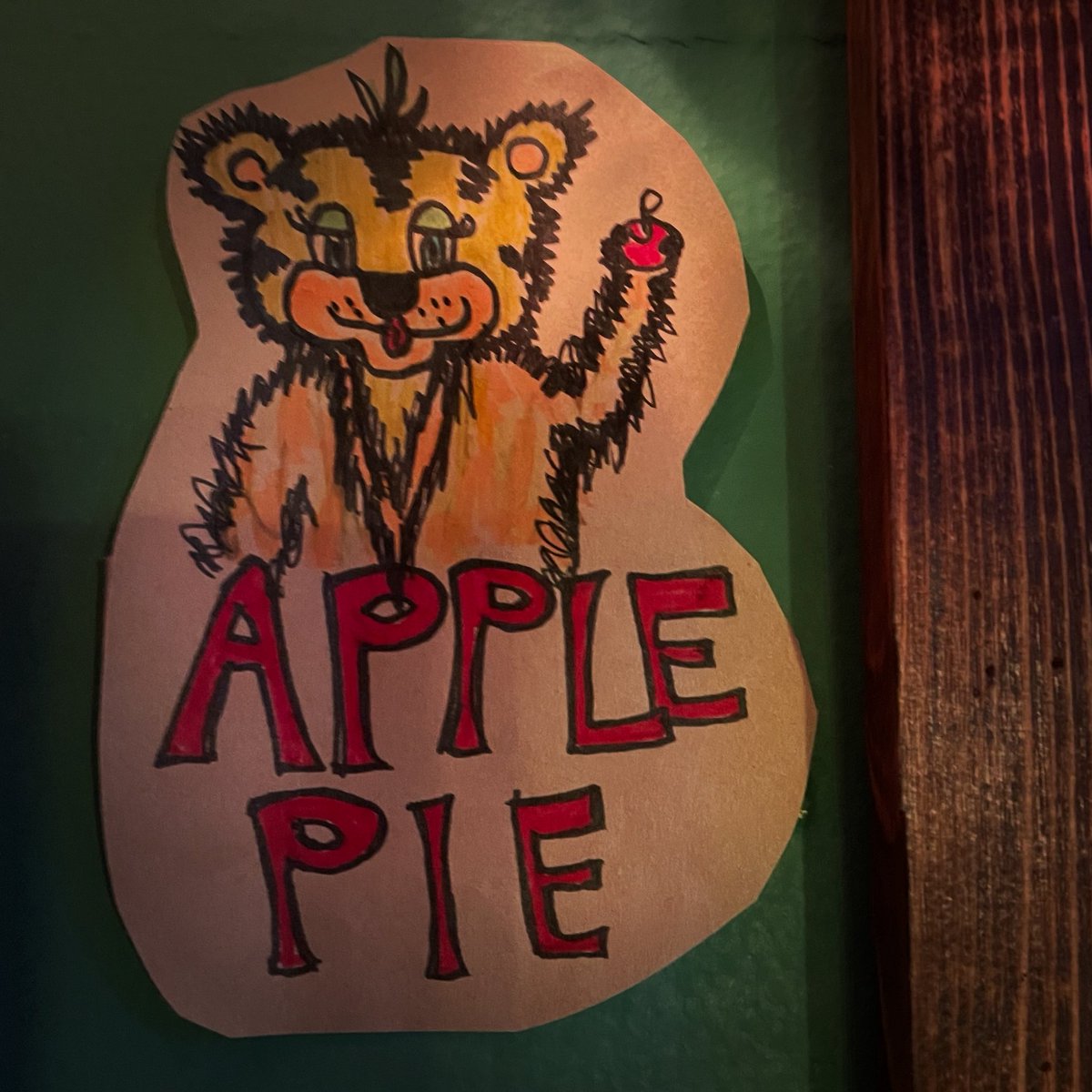 TIGER LILY Open✨ 豚しゃぶサラダ、パクパクチーズ揚げ、牛すじカレー