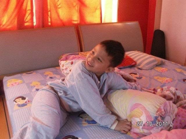 ทำไมเราไม่เจอกันให้ไวกว่านี้ 🤨

 พี่ตอน 2011                               ผมตอน 2011