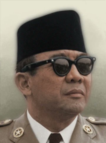 zhil_arf's tweet image. "Indonesia negara kaya."

Kaya akan apa? Karet? Kopi?

Kopi harus:
1. Ditanam
2. Dirawat
3. Dipanen
4. Diangkut 
5. Dijual

Orde Lama gagal total di sini. Perkebunan diisi gerombolan perampok dan pemalak. Produksi anjlok. Pembeli kabur.

Lalu Indonesia roboh dengan mengerikan.