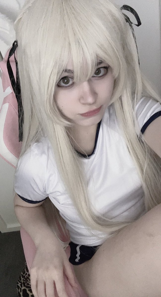 corecorechan's tweet image. my phone is gonna explode it's overheating like crazy #cosplaytwt #cosplaygirl #yasuganosora #sora