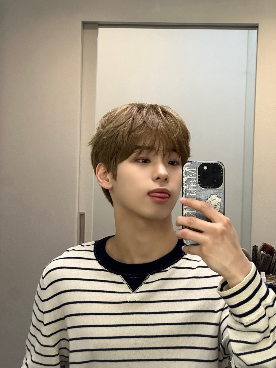 82Message's tweet photo. [#도누니]
🦓?

#82MAJOR #82메이저 #에이티투메이저
#김도균 #KIMDOGYUN https://t.co/MD8nQKePT9