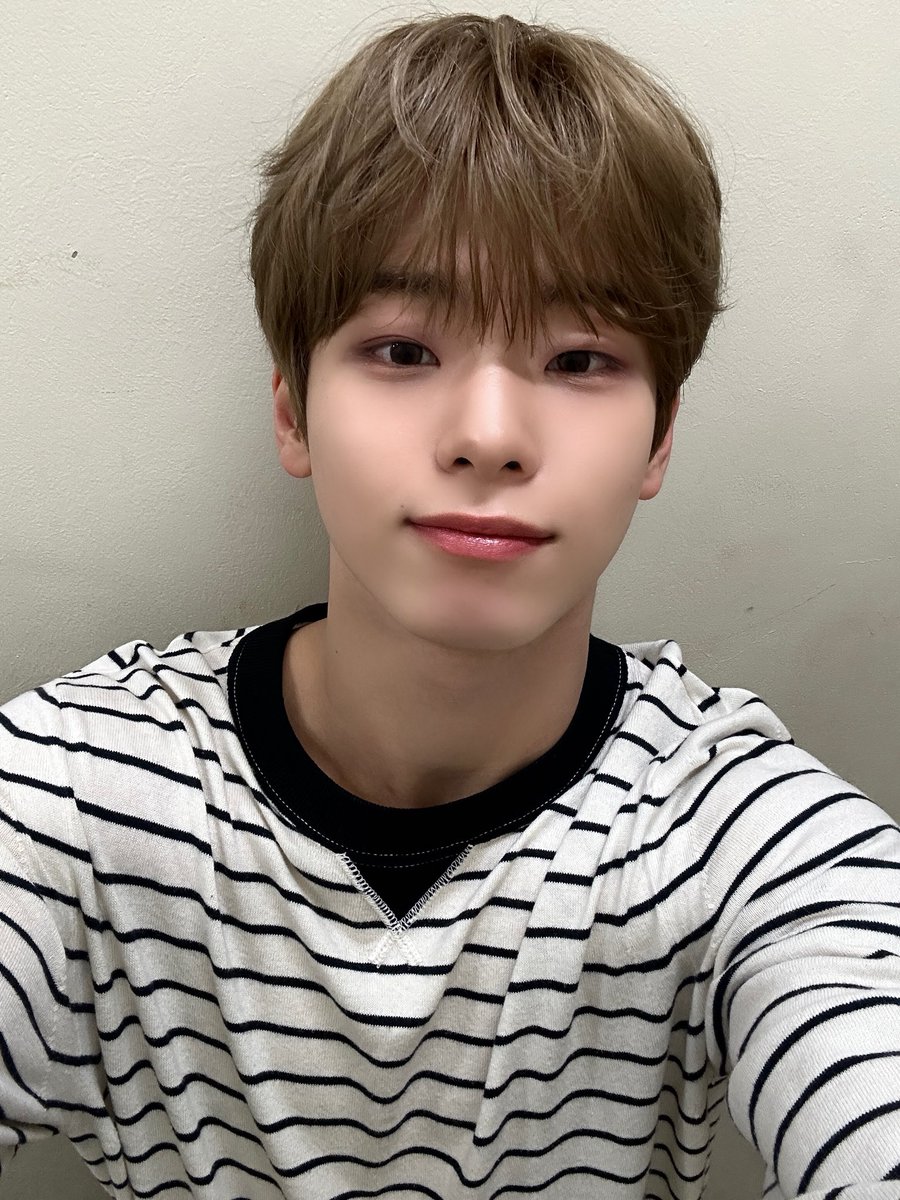 82Message's tweet photo. [#도누니]
🦓?

#82MAJOR #82메이저 #에이티투메이저
#김도균 #KIMDOGYUN https://t.co/MD8nQKePT9