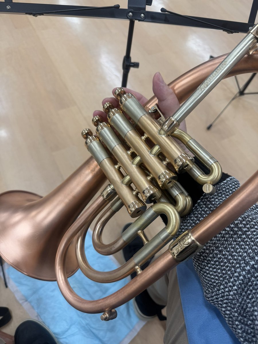 トラスト🎺【𝐓𝐡𝐞 𝐓𝐫𝐮𝐦𝐩𝐞𝐭 𝐒𝐭𝐨𝐫𝐞 】 (@StoreTrumpet