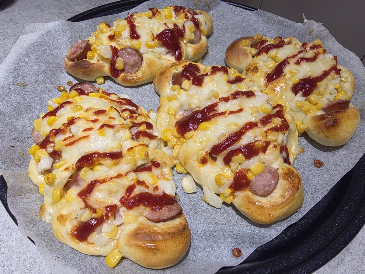 김뇽뇽 tweet media