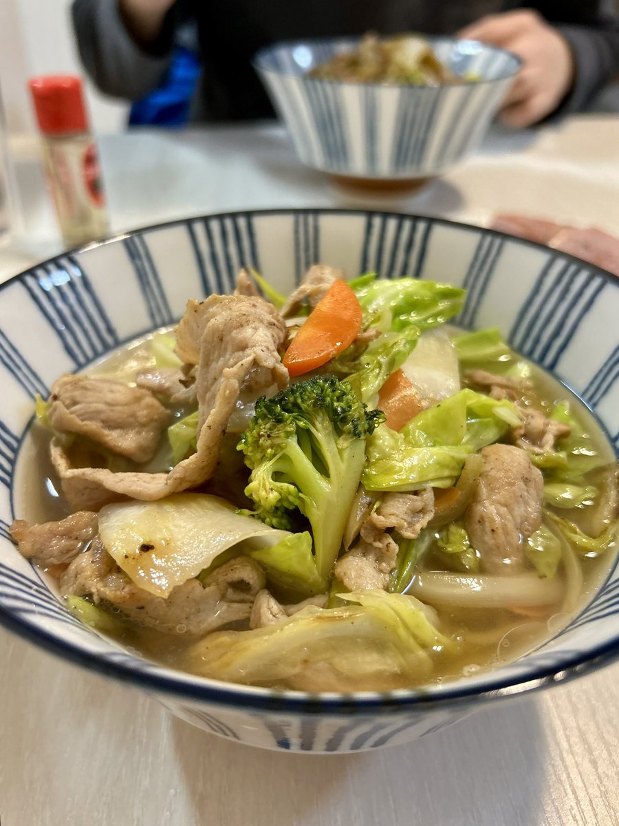 タン麺は野菜たっぷりがいいよね😊