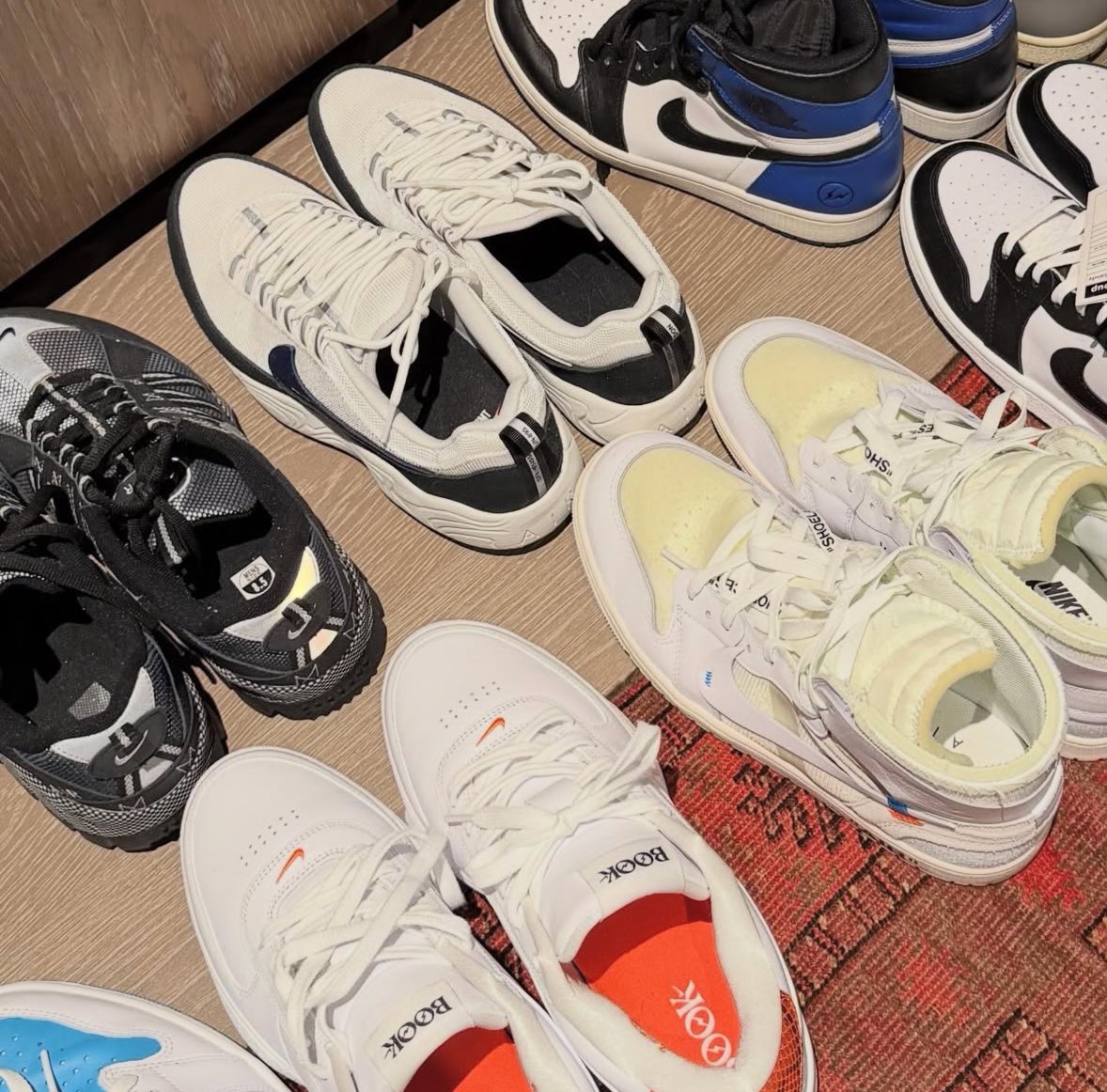 中古/限定■ナイキxオフホワイト エア ジョーダン1 レトロ ハイ OG/NIKE x OFF WHITE/ノースカロライナ■スニーカー■28cm■③ オフホワイト × ジョーダン 1 レトロ ハイ シカゴ メンズ - AA3834-101