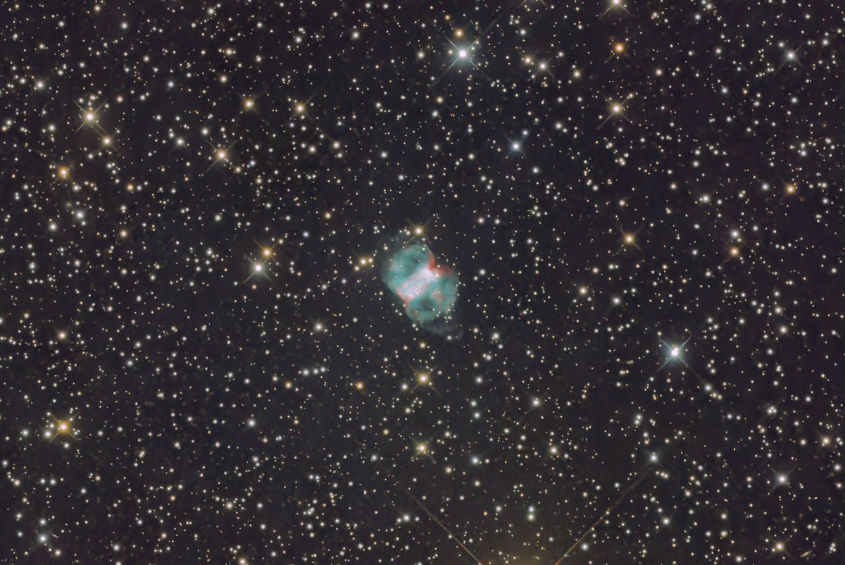 2025年11月23日に撮影した、
M7　小あれい星雲（ペガスス座）
撮影地　富士ヶ嶺（山梨県）
笠井GS-200R＋RD0.8　F6.4 1299mm ZWO2600MCPro
EM-200TEMMA3　300sｘ25　Gain100　－20℃
PixInsight　BTX　Photoshop　TopazDeNoiseAI
トリミングあり