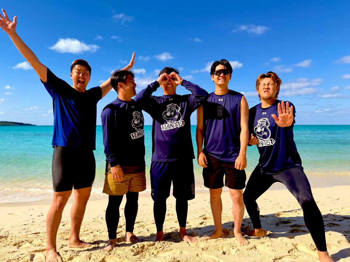 TeamYASUAKI_'s tweet photo. 休養日オフショットの更新となります♫普段見れない一面を激写しております。どうぞ皆様お楽しみ下さい✨

#オレタチは負けられない
#リクエストにお答えしてオフショット
#休みも全力 #素顔 #激写 https://t.co/s8KsnZzjpe