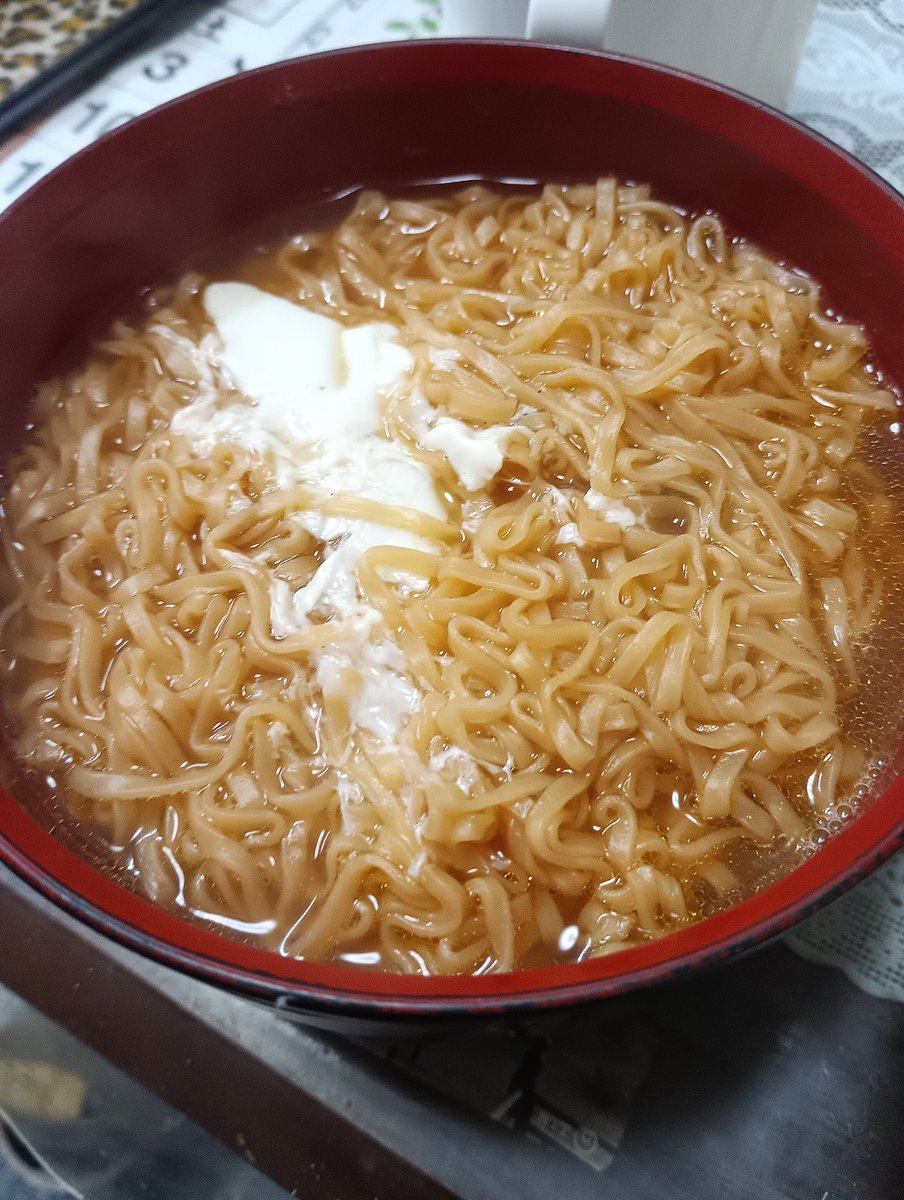 みなさんこんばんはです😃夜の部です😆今日の昼飯は実家でチャーハンと日清のチキンラーメン食べました😃😃このチャーハンの素うまうまでした8対0で勝ちました😃😃😃😃😃明日はいよいよウルトラセブンVSキングジーアップ予定です、この後夜の部第二部アップします。