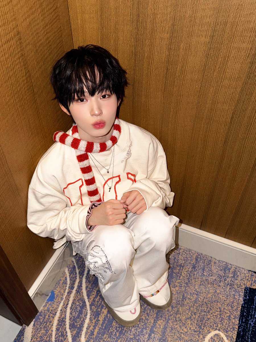 アイドル KickFlip fc kit KickFlip] My First Flip / 250926 Makestar