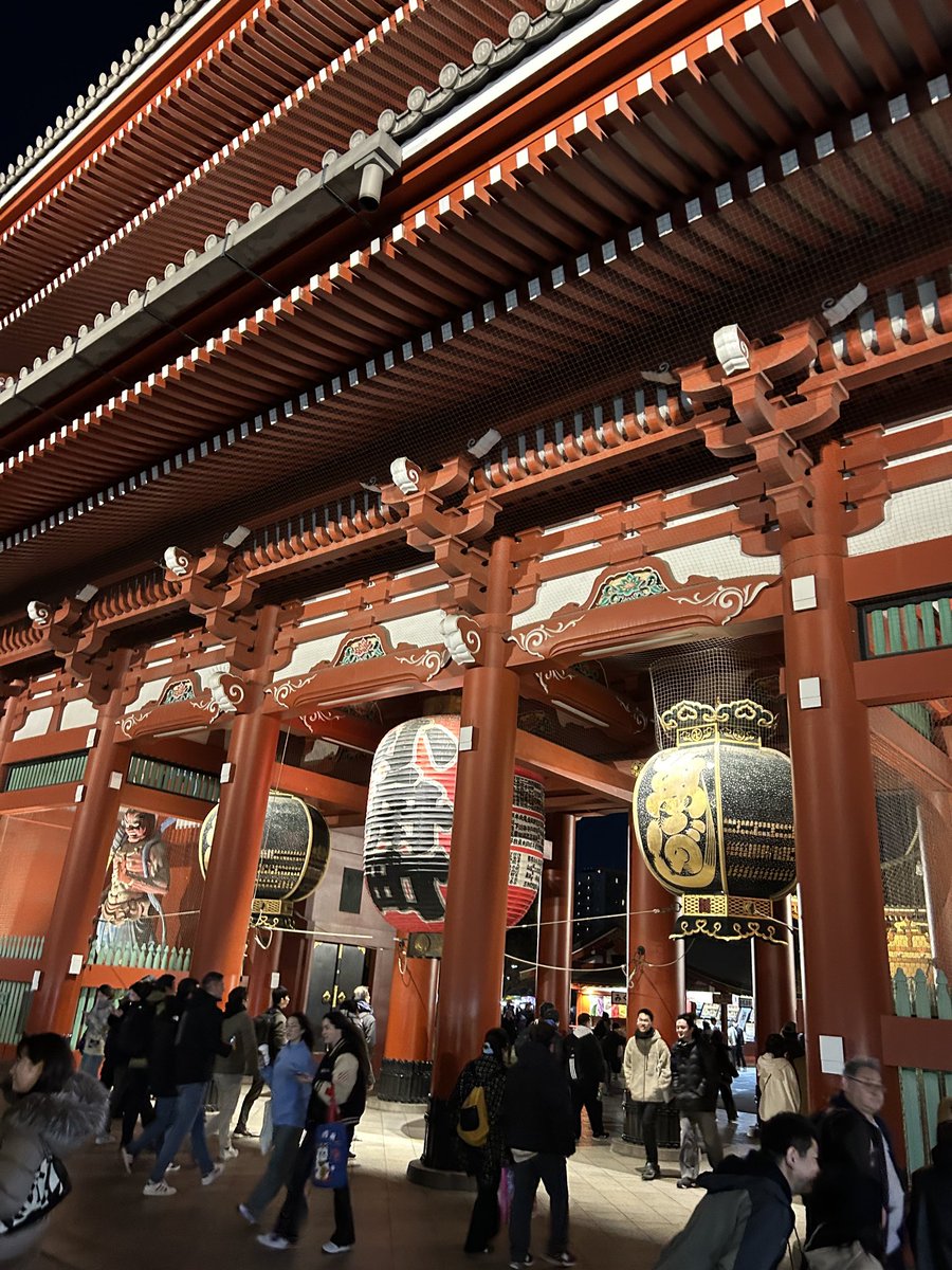 ZINE FEST無事に終わりました
ありがとう御座いました。

人混み凄すぎて何も買えなかったけど
浅草の雷門周辺をおさんぽ