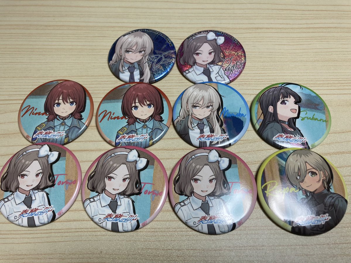 バッジ追加10連届いた！ 欲しかったサイン入り智ちゃんだけじゃなく