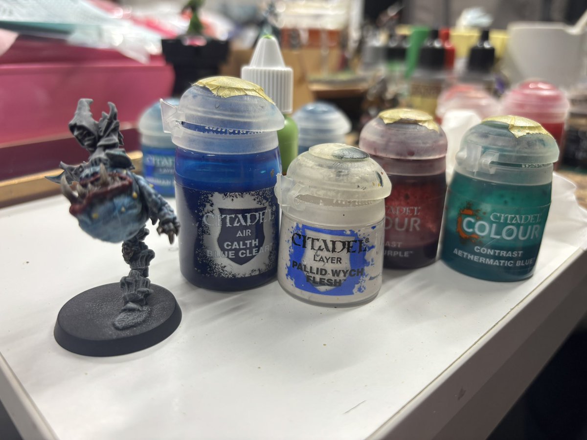 oBaBa36's tweet image. #warhammer 

今日はArrowsさんで
すずさん(@tetra765 )主催のAoSブートキャンプに参加し、のぐにゃんさんに分かりやすく教えて頂きました🙇‍♀️
終わったあとはB面店長さん(@Arrows_sideB)にスピードペイントのコツを教えて頂き、幸せいっぱいのお休みでした✨

楽しいお時間をありがとございました☺️✨