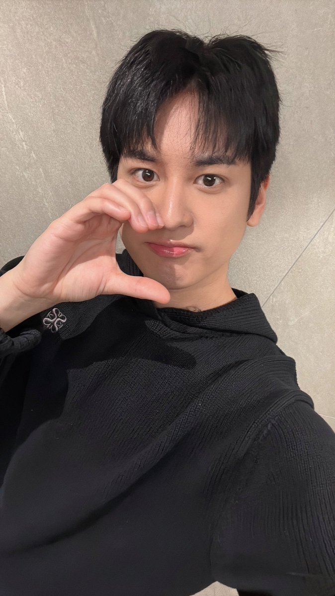 just_an_iKONIC's tweet image. Chanwoo sent this.

260110