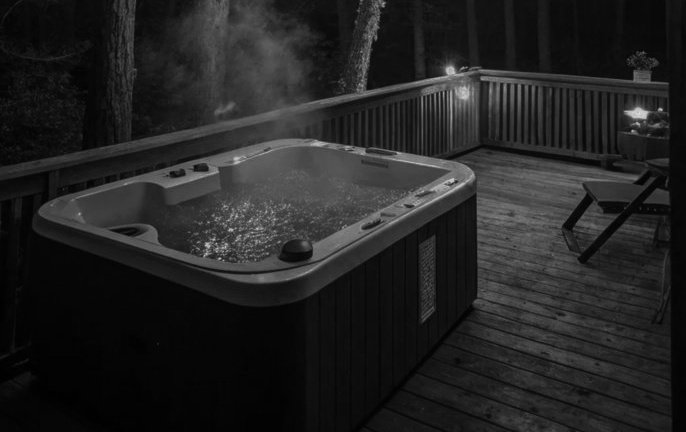 tiffdevillish's tweet image. ㅤ
                      「10.01.2026 – London, UK 𖡡」

Decidimos de última hora curtir nossa casa de campo, não é que as ideias repentinas acabam surpreendendo? Passamos a madrugada assistindo um documentário duvidoso e comendo frutas juntas, hoje aproveitaremos o restante◞
ㅤ