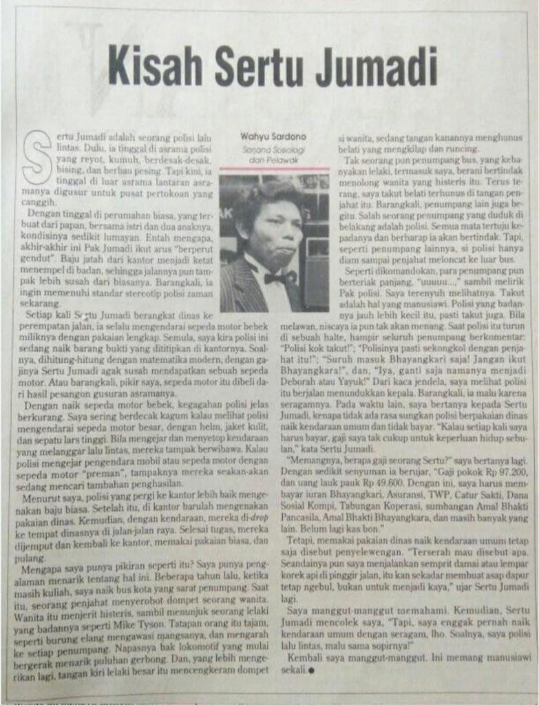 gumpnhell's tweet photo. Yg menarik latar belakang keluarga Dono Kasino Indro. Ke-tiga2-nya punya hubungan dgn polisi (meski yg Dono polisi 'biasa').

Dono sendiri beberapa kali menulis artikel 'kritik' soal aparat. Yg paling terkenal Kisah Sertu Jumadi yg dimuat di Majalah Forum 1993. https://t.co/MZZjA29SOC