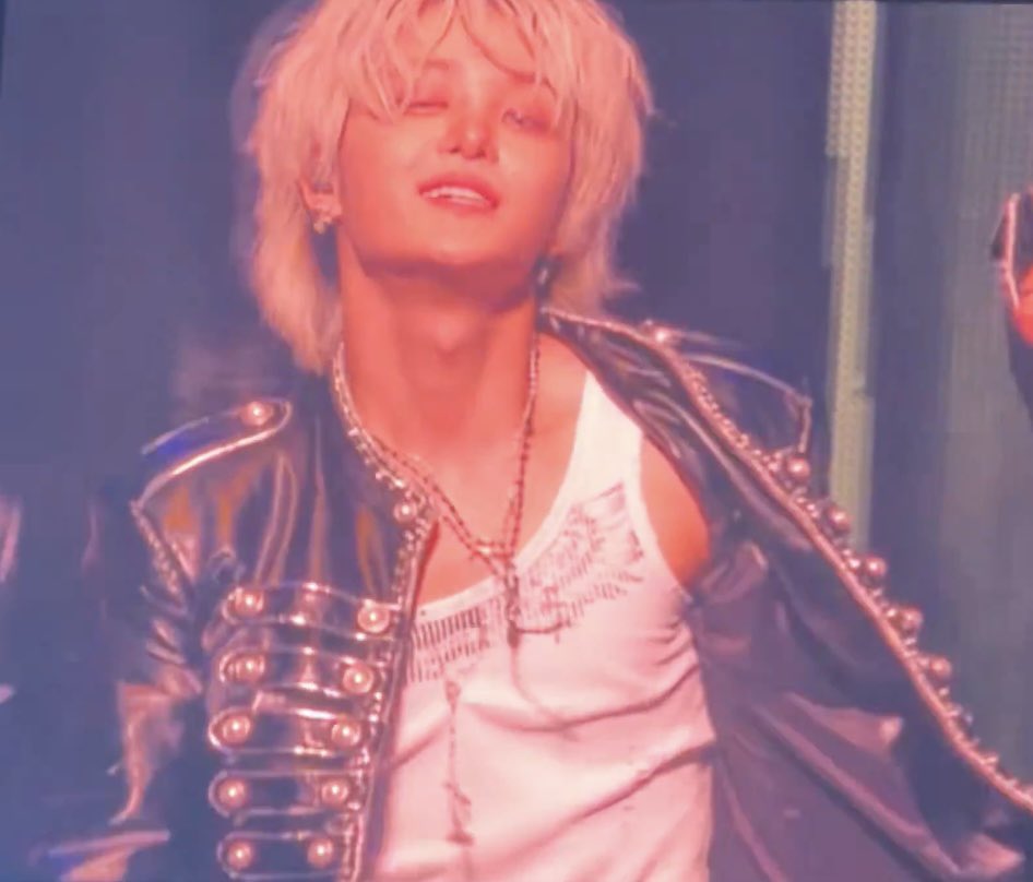 parkbeaus's tweet image. HEYYYYYYY JIHOON