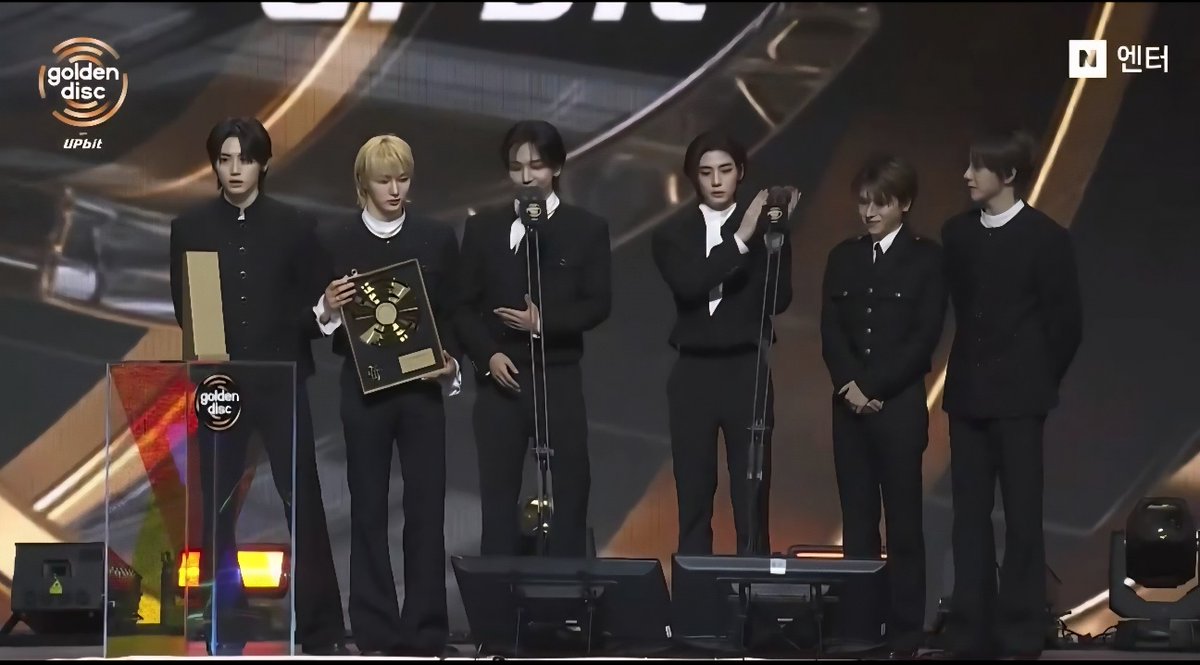 🏆 CONGRATULATIONS 🏆

BOYNEXTDOOR가 제 40회 골든디스크어워즈에서 <BEST DIGITAL SONG>을 수상하였습니다!

BOYNEXTDOOR의 골든디스크 어워즈 첫 본상 베스트 디지털 음원 수상을 마음껏 축하해주세요❤️🎉

#보이넥스트도어_베스트디지털음원_수상축하해
#BOYNEXTDOOR_BESTDIGITALSONG