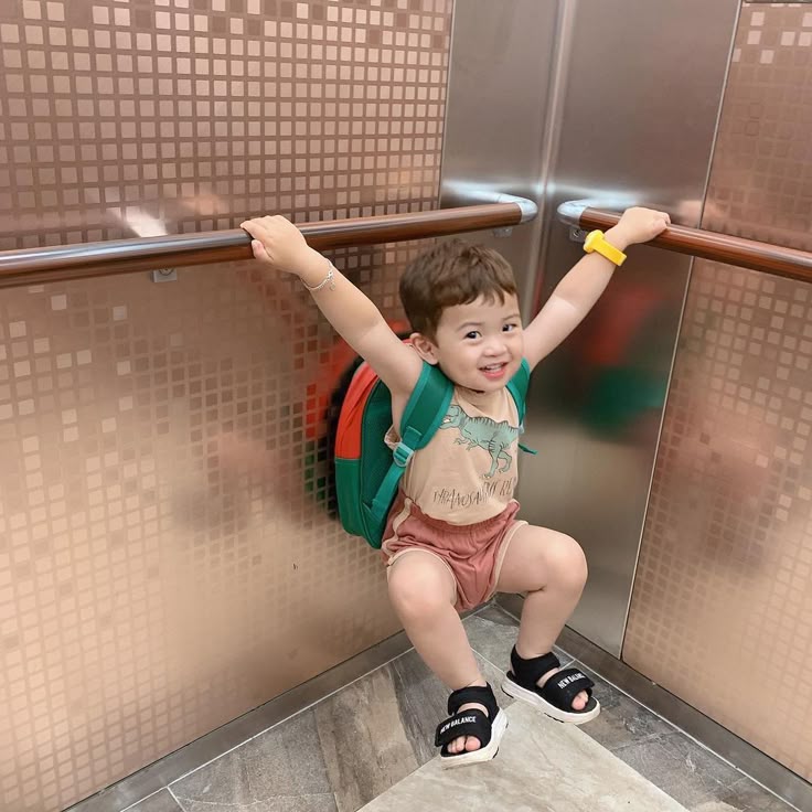 jaemincf's tweet image. karena dmnya eror, yaudahlah malmingan bertiga aja sama bocil 

p nanti reimburse yah 😋 @hwechean