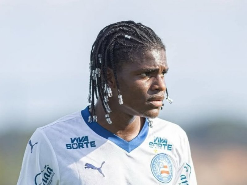 JoaoBahea81's tweet photo. 🚨#EXCLUSIVO - #JOIA DA BASE PRESTES RENOVAR CONTRATO COM O BAHIA!
ATACANTE LYAN E BAHIA ESTÃO PRESTES A CHEGARA UM ACORDO SALARIAL E JOGADOR RENOVARÁ COM O BAHIA.
LYAN QUE SE DESTACOU NO SUB17 É TRATADO COMO UMA JOIA PROMISSORA NO ELENCO DO ESQUADRÃO! https://t.co/TkYxFzTNYO