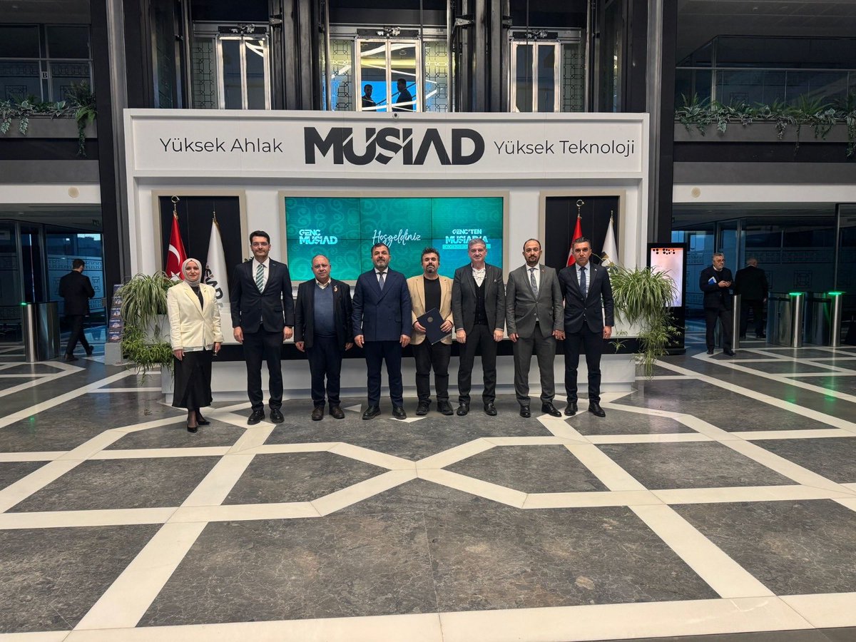 MÜSİAD Genel Merkezimiz tarafından, Hazine ve Maliye Bakanımız Mehmet Şimşek’in katılımlarıyla “2025 Yılı Değerlendirmesi ve 2026 Yılı Öngörüleri” toplantısı gerçekleştirilmiştir.