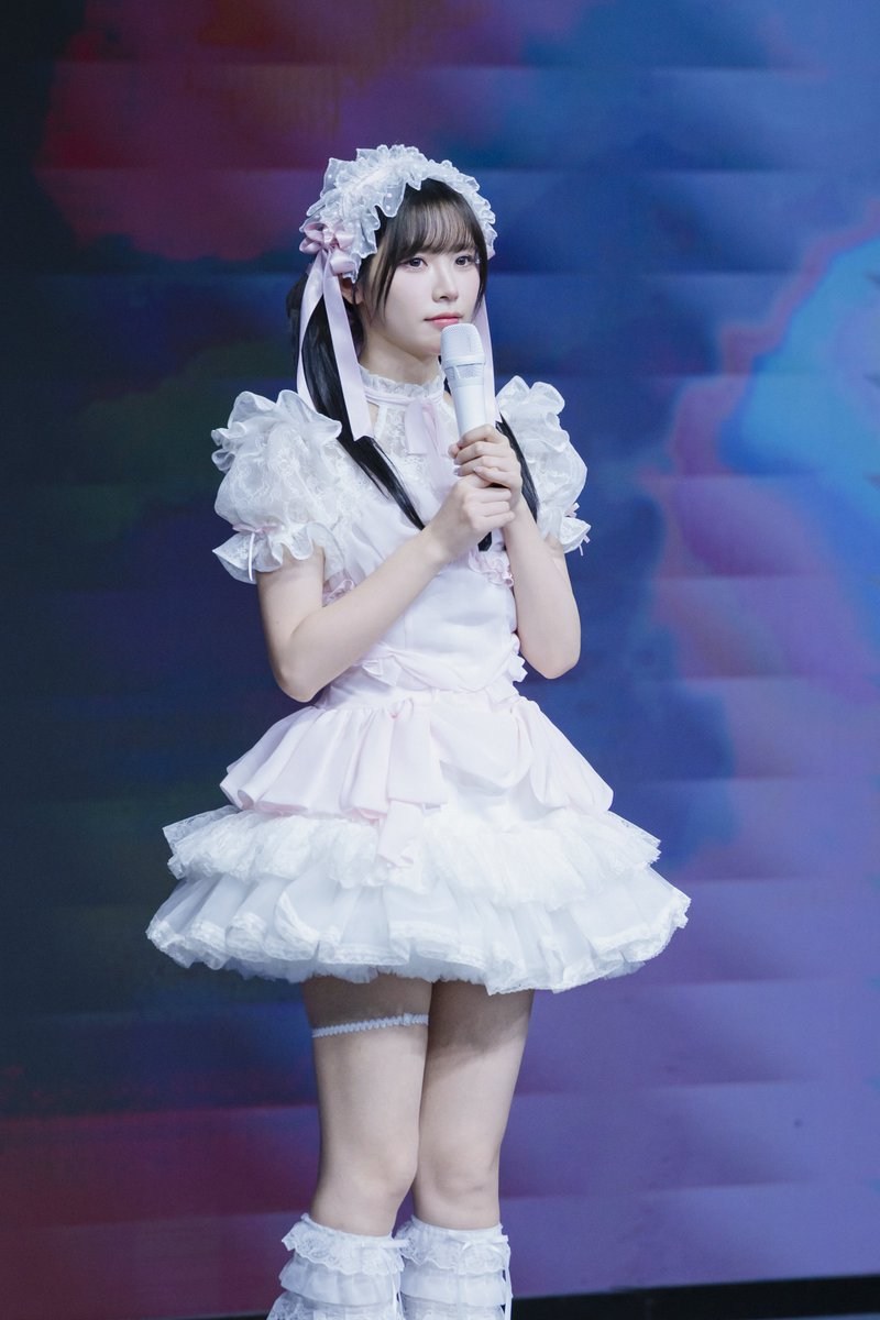 Liyuu ポスター こっち上げるの忘れてた笑