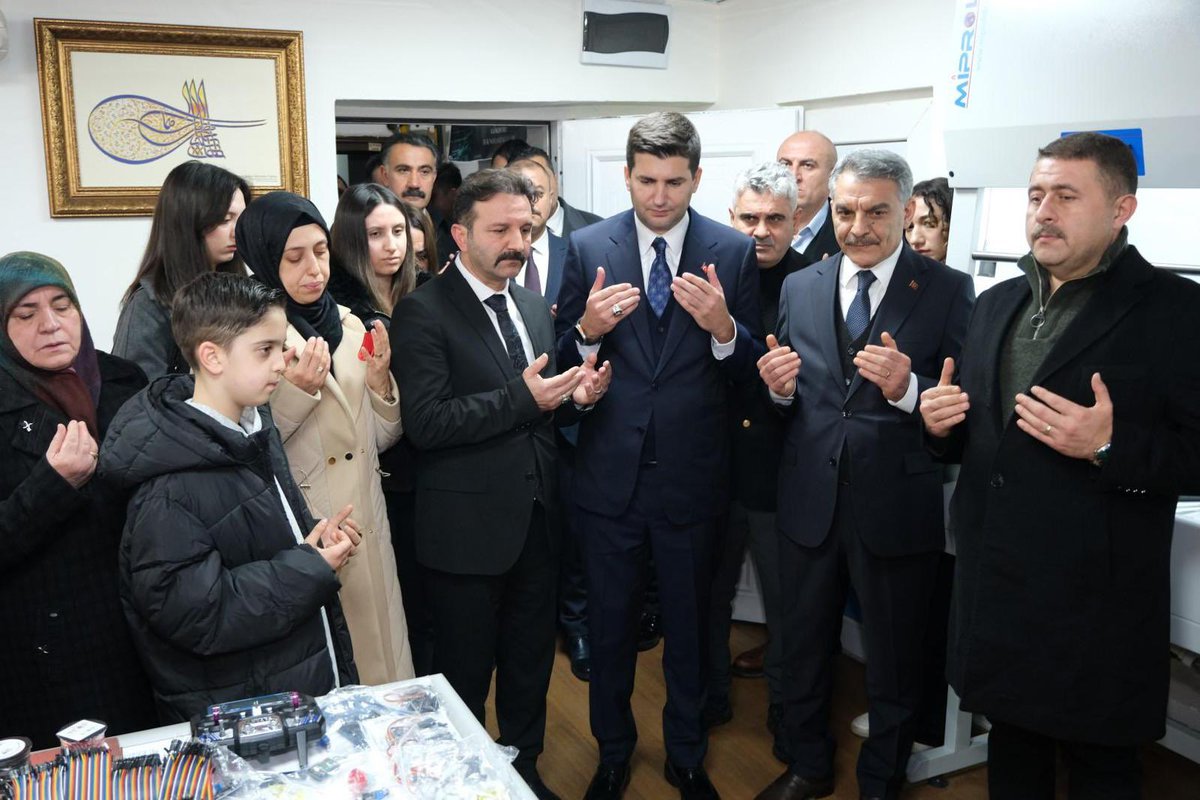 Ülkü Ocakları Yozgat İl Başkanlığımız bünyesinde kurulan Ömer Akses Gökbörü Teknoloji Kulübümüzün açılışını; Yozgat Valimiz Sn. Mehmet Ali Özkan, MHP Yozgat Milletvekilimiz Sn. İbrahim Ethem Sedef ile birlikte gerçekleştirdik. 🚀

Türk gençliğini, millî üretimin mimarı hâline