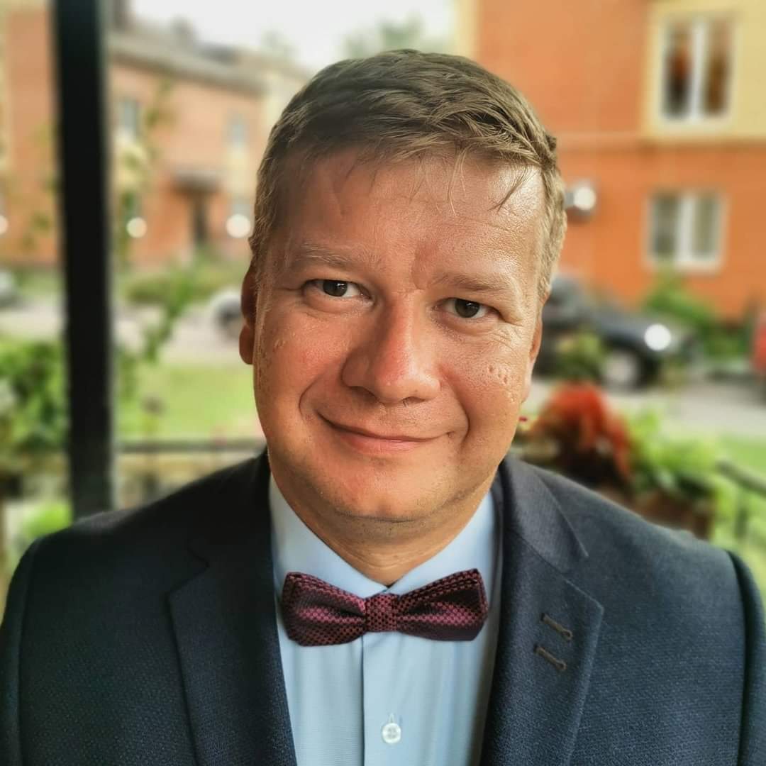 Коллеги, в связи с ситуацией сложившейся в российской ойти, ищу проекты, где нужна концентрированная польза от моей экспертизы, а не «ещё один человек в спринт»:

🎾 Архитектурный аудит под ключ (2–3 месяца): быстро разбираю стек/архитектуру, нахожу риски и узкие места и выдаю