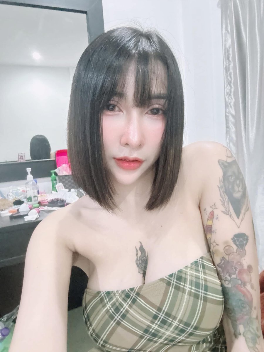 kokpn23's tweet photo. วันนี้วันเด็กรับเด็กไปดูเเลไหม🤤😙

#กาญจนบุรี #สาวใต้ #ตัวเมือง https://t.co/JhVR7MPe3s