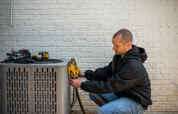 AnnArborHVAC's tweet image. Want to avoid surprise breakdowns this season? Our article covers the top things to watch for—don’t miss it! cmrmechanical.com/learnmore/warm…
 #HVACHelp #WinterGuide #PreventativeCare #MichiganHomes