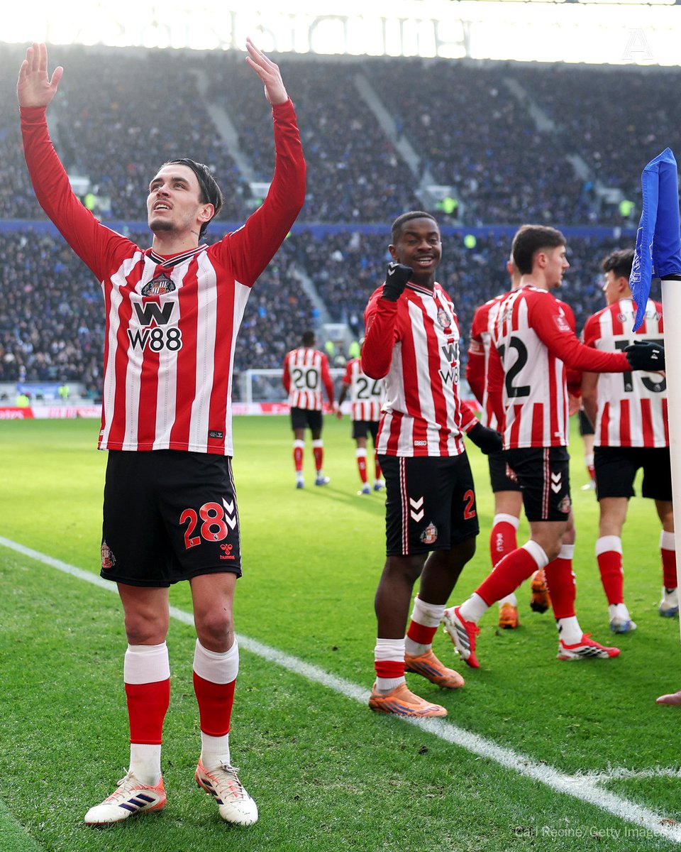 TheAthleticFC's tweet photo. Sunderland knock Everton out of the FA Cup on penalties at Hill Dickinson Stadium.

Robin Roefs saved all three of Everton's penalties.

Everton: ❌❌❌ 
Sunderland: ✅✅✅ https://t.co/P7iT8exRk8