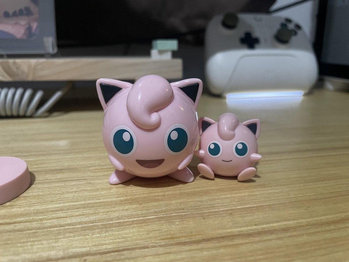 Ai (@ailavronica) on Twitter photo 