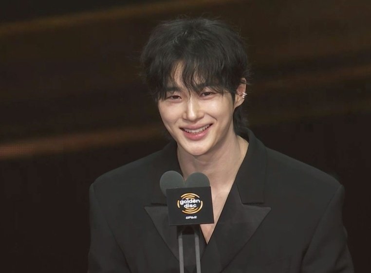 crescentmoon_il's tweet image. #변우석 260110 골든디스크어워즈

ㅁㅊ.....개멋져
#40thGDA  #골든디스크어워즈
#GoldenDiscAwards