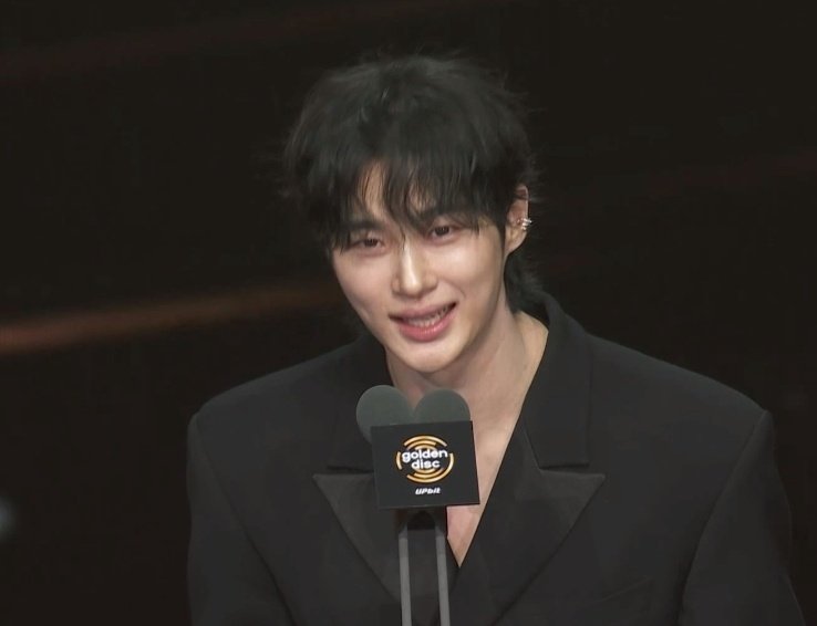 crescentmoon_il's tweet image. #변우석 260110 골든디스크어워즈

ㅁㅊ.....개멋져
#40thGDA  #골든디스크어워즈
#GoldenDiscAwards