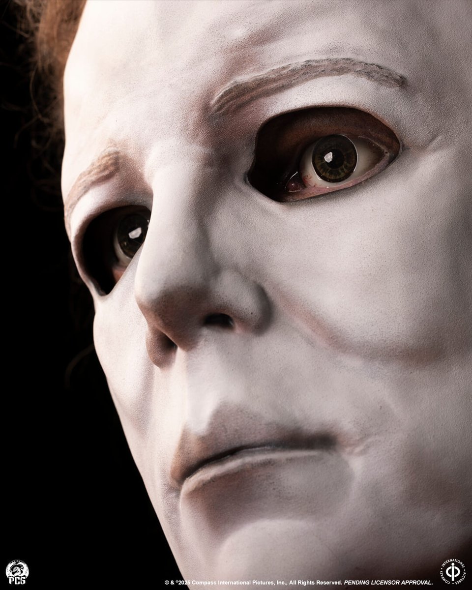 Premium Collectibles Studio tweet media