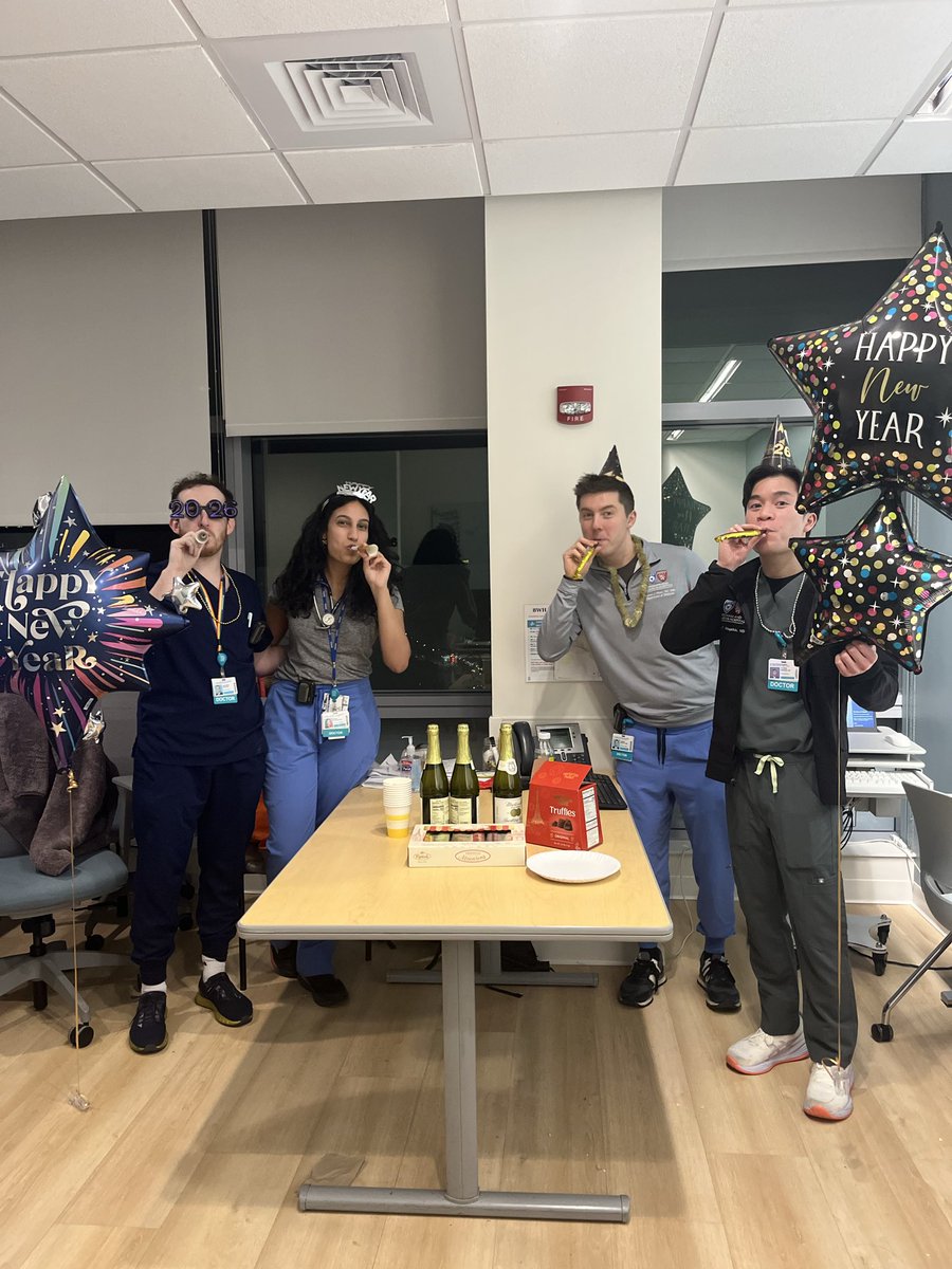 BrighamMedRes's tweet image. Thank you to our holiday crew for making Christmas and New Year’s Eve so fun and festive! 🎄🎊 We can’t wait to see all you accomplish in 2026!