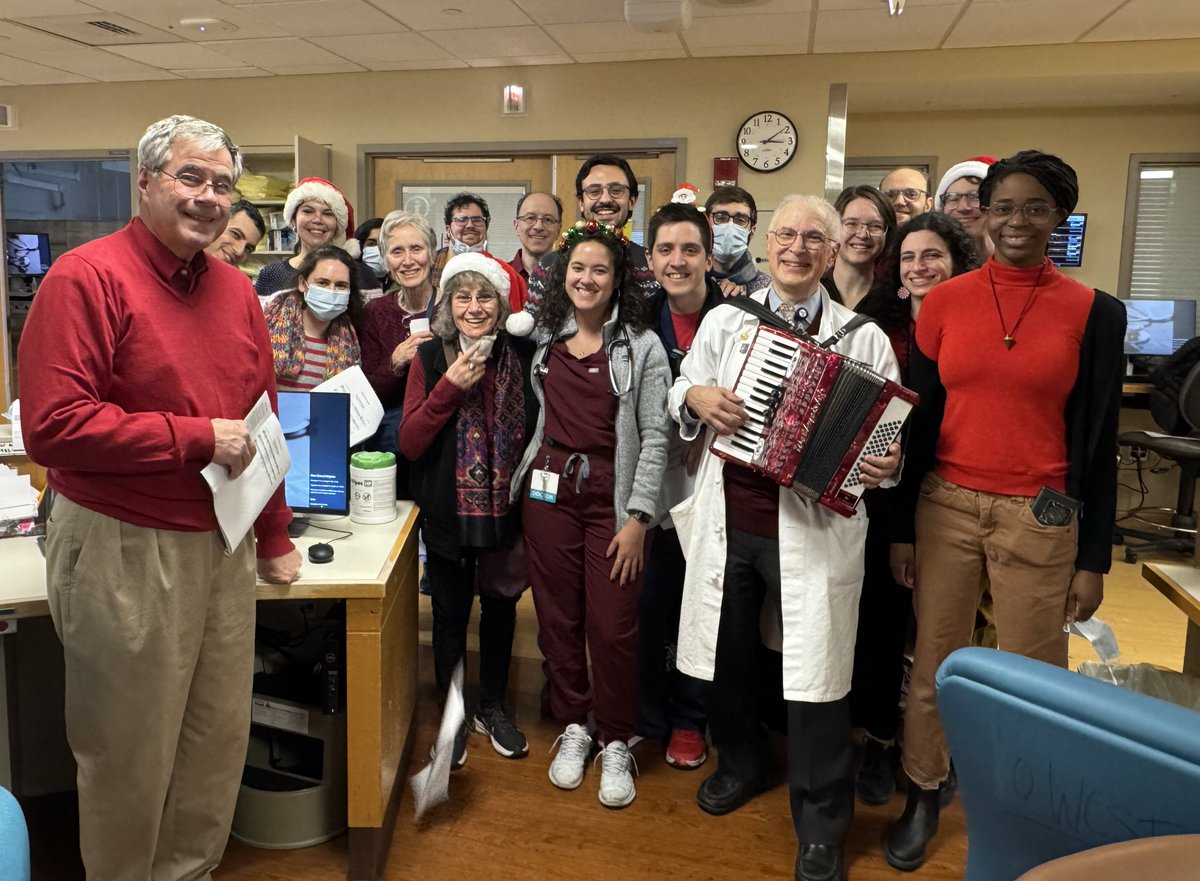 BrighamMedRes's tweet image. Thank you to our holiday crew for making Christmas and New Year’s Eve so fun and festive! 🎄🎊 We can’t wait to see all you accomplish in 2026!