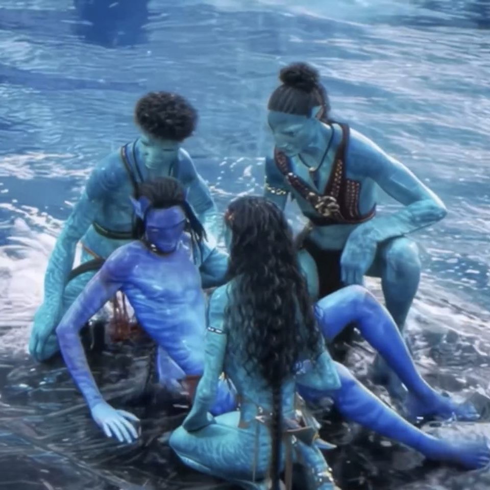 tsireya, ao’nung and rotxo didn’t leave his side for a second. not one second. lo’ak finally having people who don’t make him feel like a disappointment.