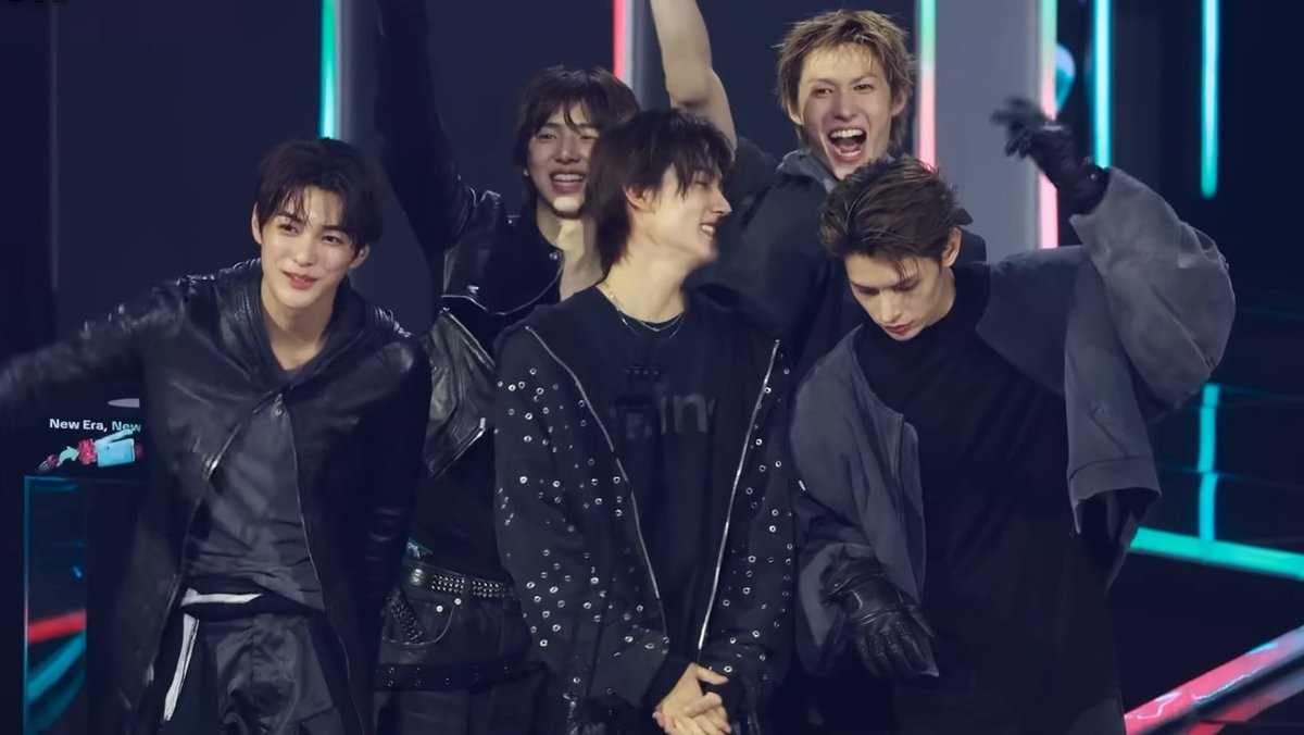 eomcoertis's tweet image. CORTIS THE WHOLE WORLD WILL KNOW YOUR NAME!!! 

 🏆"Global Rookie" (TikTok Awards 2025)
🏆 "Best New Artist" (MAMA 2025)
🏆 "Rookie of the Year" (AAA 2025)
🏆 "Rookie of the Year" ( GDA 2026 ) 

Congratulations to our young creator crew!! Legendary Rookies! 
#CORTIS #코르티스