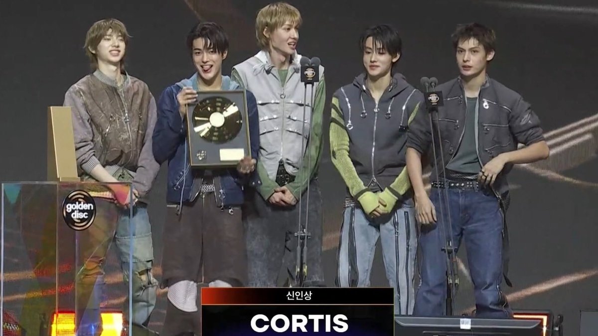 eomcoertis's tweet image. CORTIS THE WHOLE WORLD WILL KNOW YOUR NAME!!! 

 🏆"Global Rookie" (TikTok Awards 2025)
🏆 "Best New Artist" (MAMA 2025)
🏆 "Rookie of the Year" (AAA 2025)
🏆 "Rookie of the Year" ( GDA 2026 ) 

Congratulations to our young creator crew!! Legendary Rookies! 
#CORTIS #코르티스