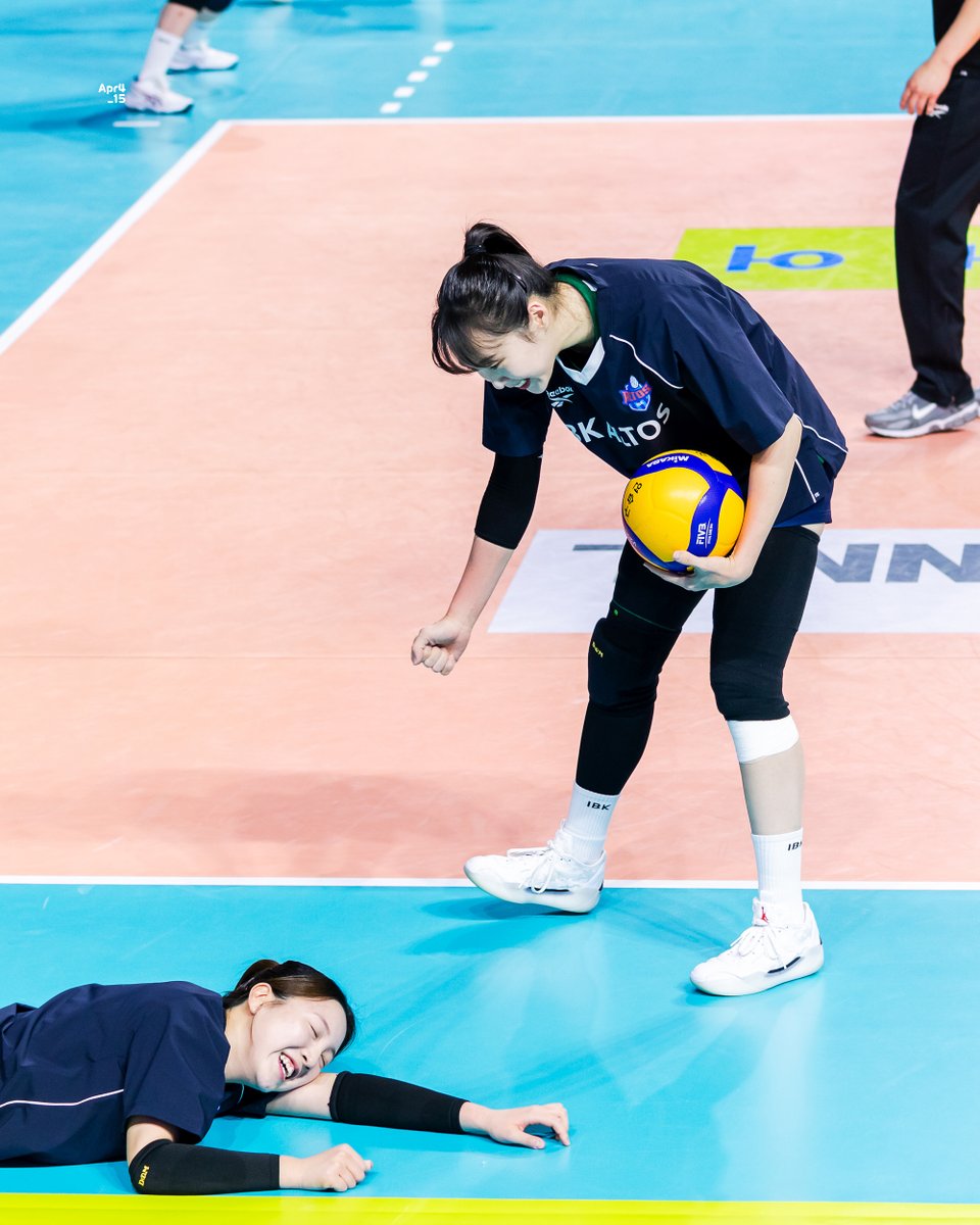 251224 삼산월드체육관
두사람 보면 그저 귀엽기만 ~(˘▾˘~)
#황민경 #김수빈