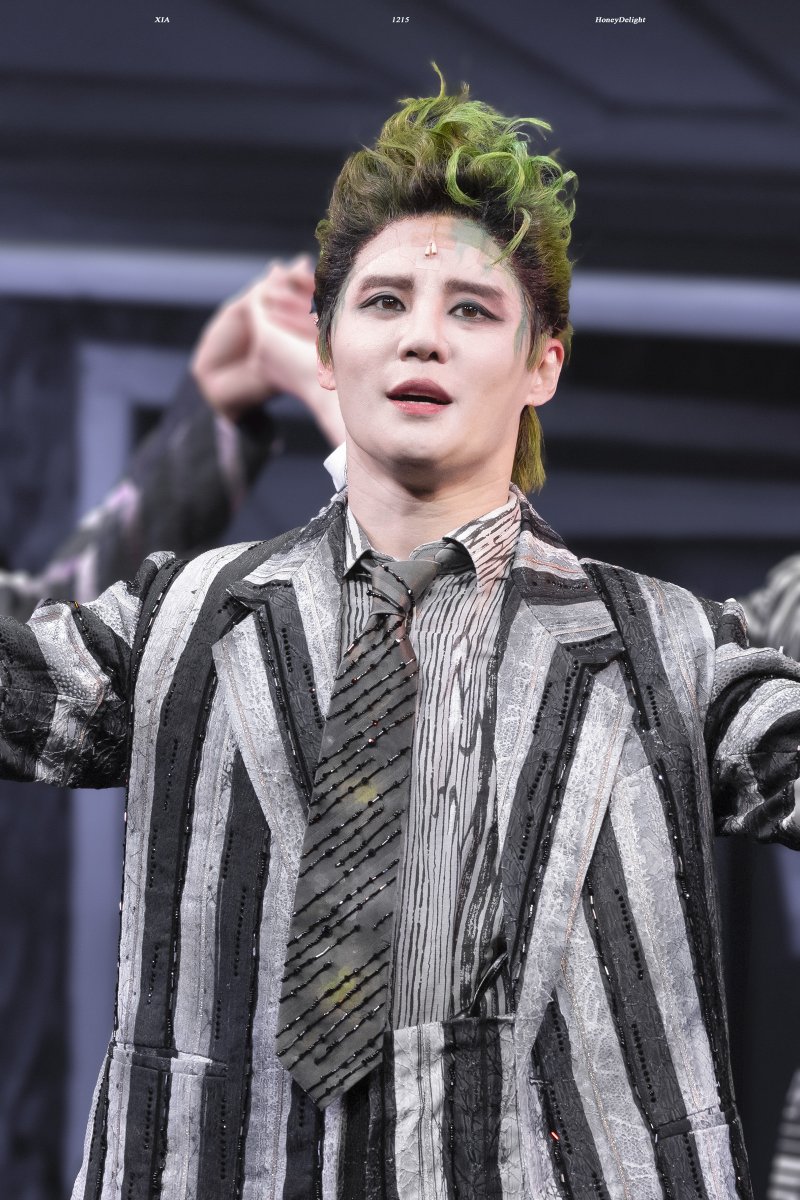 260110 뮤지컬 비틀쥬스 커튼콜데이    

미 남 정 품 앙 마 !

#김준수 #XIA #준수 #XIA준수 #시아준수 #JUNSU #XIAJUNSU #KIMJUNSU #ジュンス #비틀쥰스