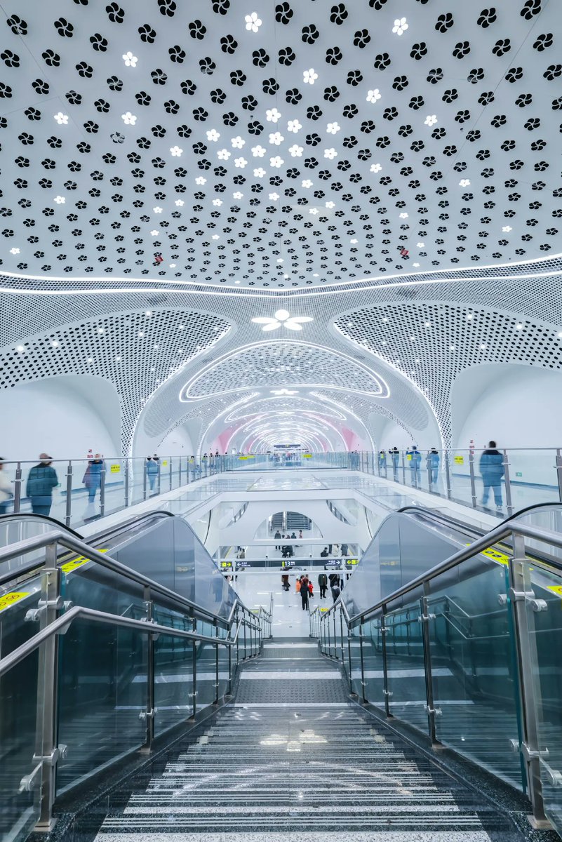 Sharing Travel tweet media