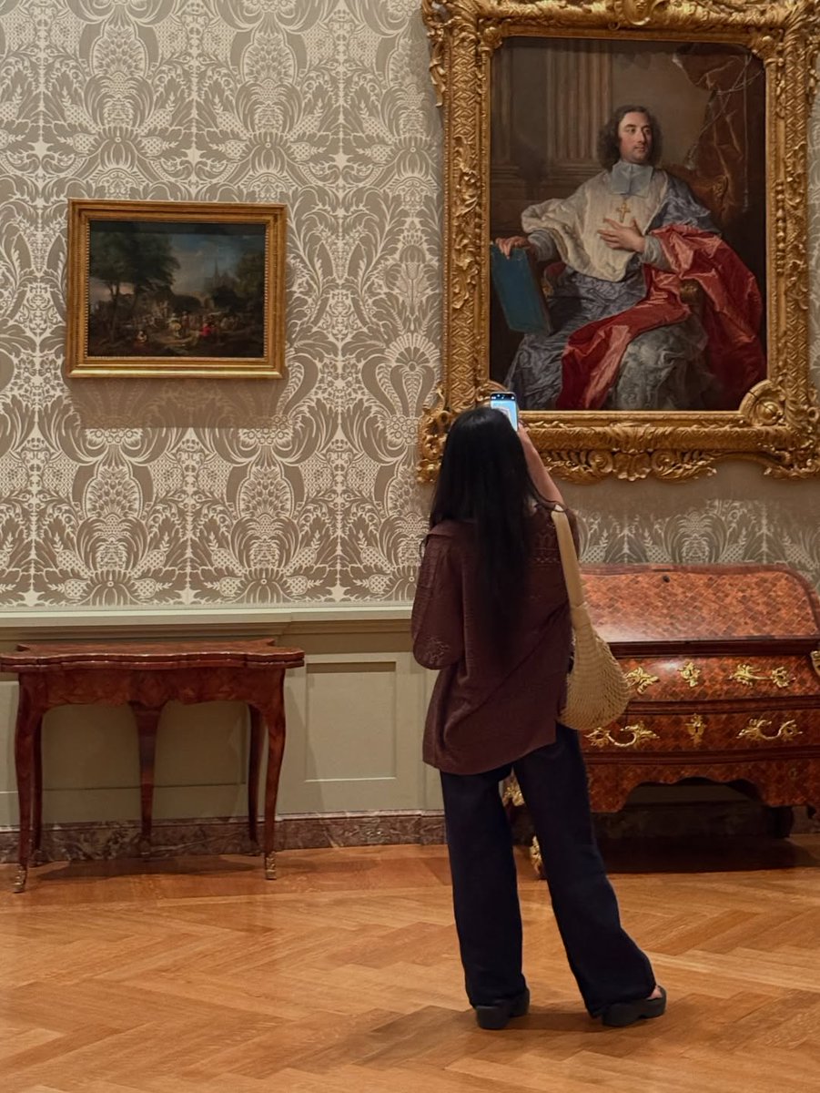 seolyeon's tweet image. 와, 이건 정말 걸작이네요!