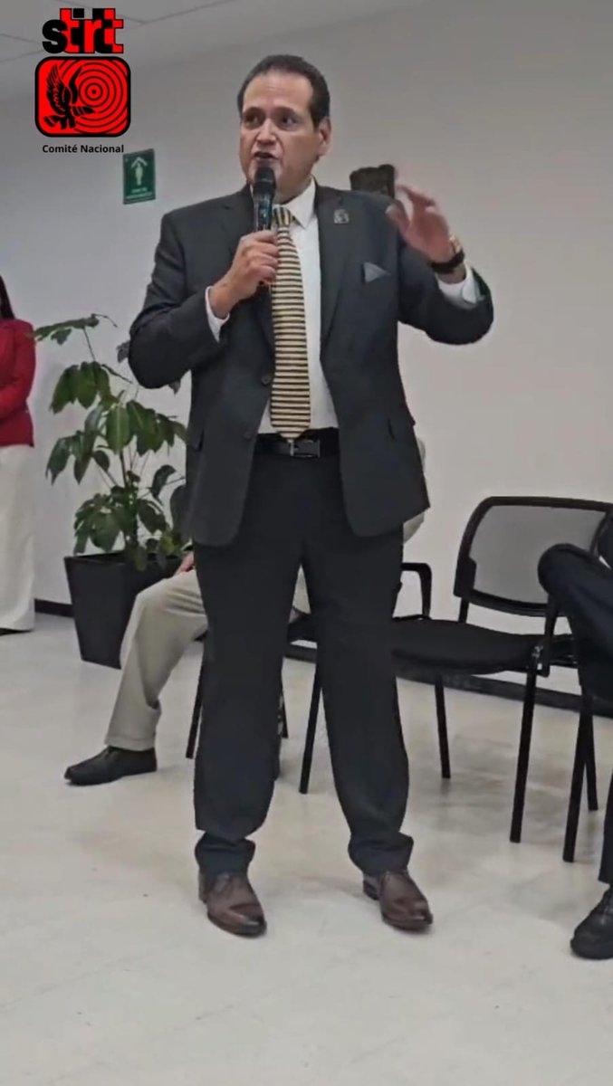 El Lic. <a href="/francontrerasv/">FRANCISCO CONTRERAS</a> fija una postura clara y contundente en defensa del trabajo humano en cabina, manifestando su rechazo a la automatización cuando esta implica el desplazamiento del personal encargado de la operación de consola.
Aquí el video: 
👉👉youtu.be/L4N4UymfMOI