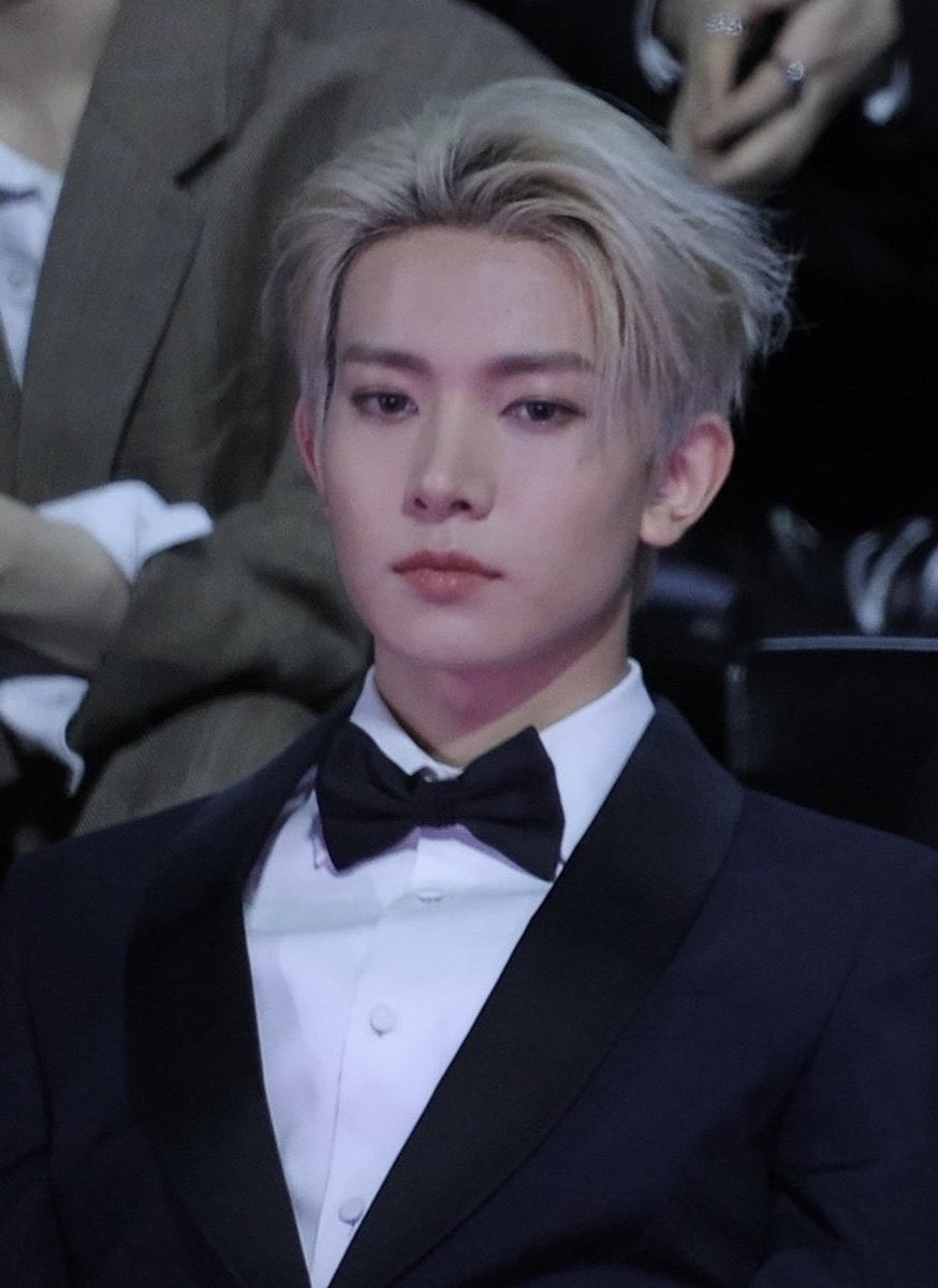 juliesixth's tweet image. ต้องมีใครรับผิดชอบหัวใจชั้นนะคะวันนี้

ใคร :