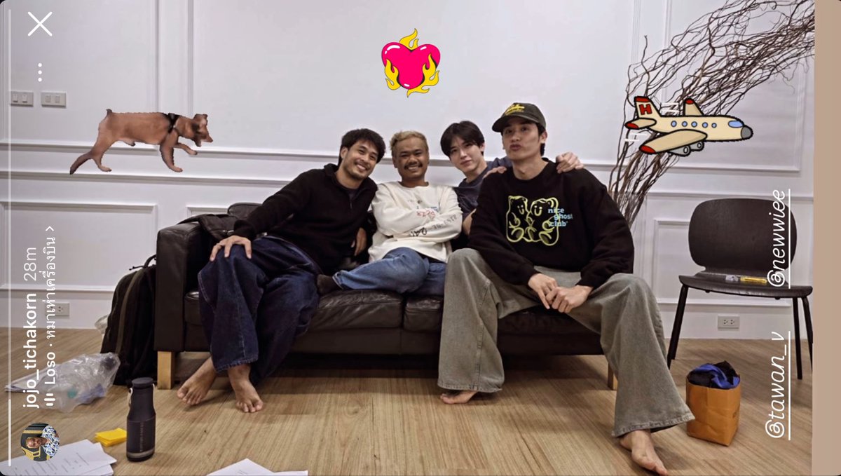 26/11/24 เปิดตัวซีรีส์ไนงาน GMMTV2025
26/11/24 Official poster
30/11/25 fitting
10/01/26 Read through

#ADogAndAPlane
#เตนิว #Tawan_V #Newwiee