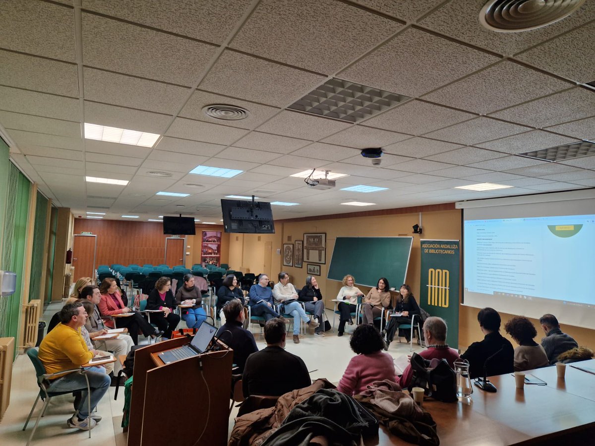 asociacionbibli's tweet photo. Arranca la cuenta atrás 🔁
Hoy se reúnen por primera vez los Comités Organizador y Científico de las XXIII Jornadas Bibliotecarias de Andalucía (#23JBA). 
#Córdoba nos espera los días 13 y 14 de noviembre de 2026, en el Rectorado de la UCO. 
Más info: https://t.co/BKol1OkAsG https://t.co/IJUHAbH3Ma