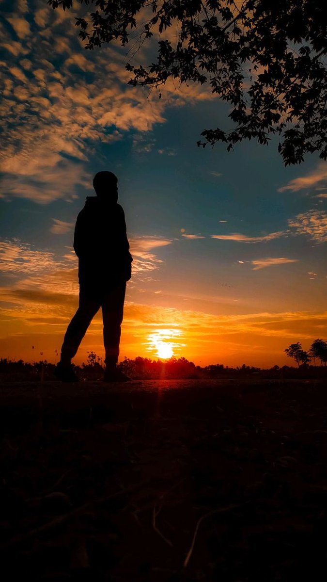 Balaganpathi's tweet image. The Quietest &amp;amp; the Most Dangerous

When asked who the most dangerous person in the world is, most people point to obvious figures of power goons, politicians, administrators, policymakers, or those goons who also wear uniform. Some add power brokers behind the scenes, while