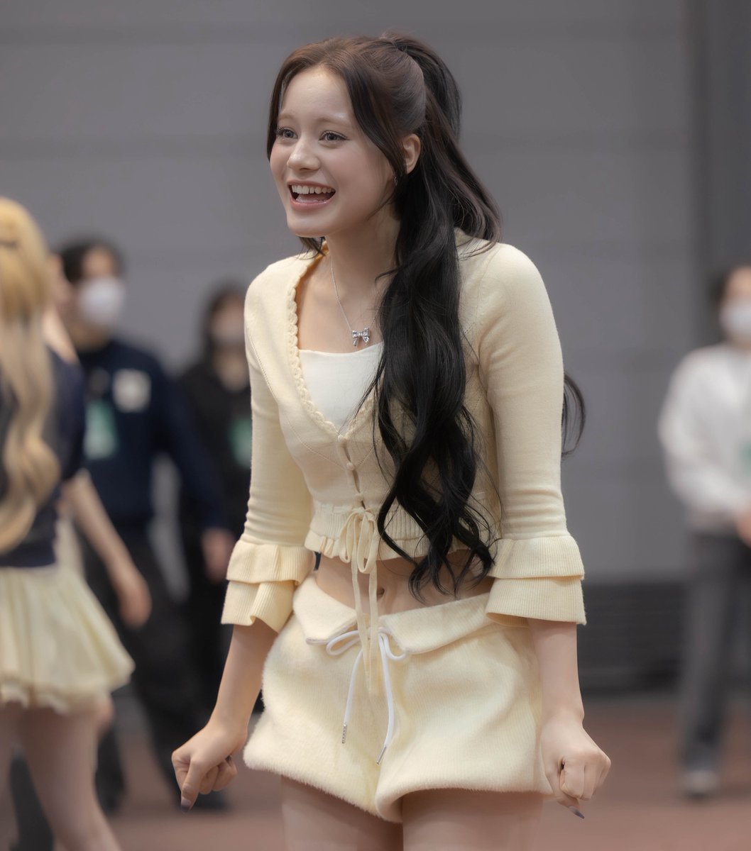 Emaj_ars83's tweet image. ならニナからしか得られない栄養素がある😆💙 #NiziU #NiziU_オフラインイベント #NiziU_出待ち会 #NINA